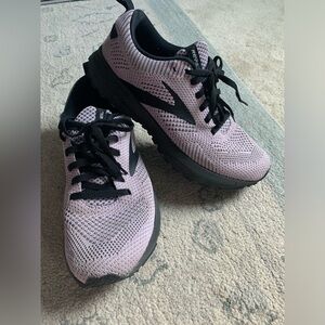 Women’s Brooks Revel 5